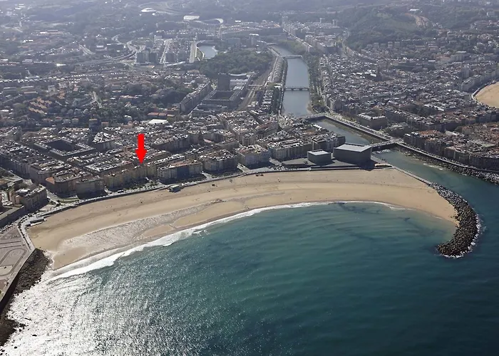 Zurriola Zinema By Feelfree * San Sebastian